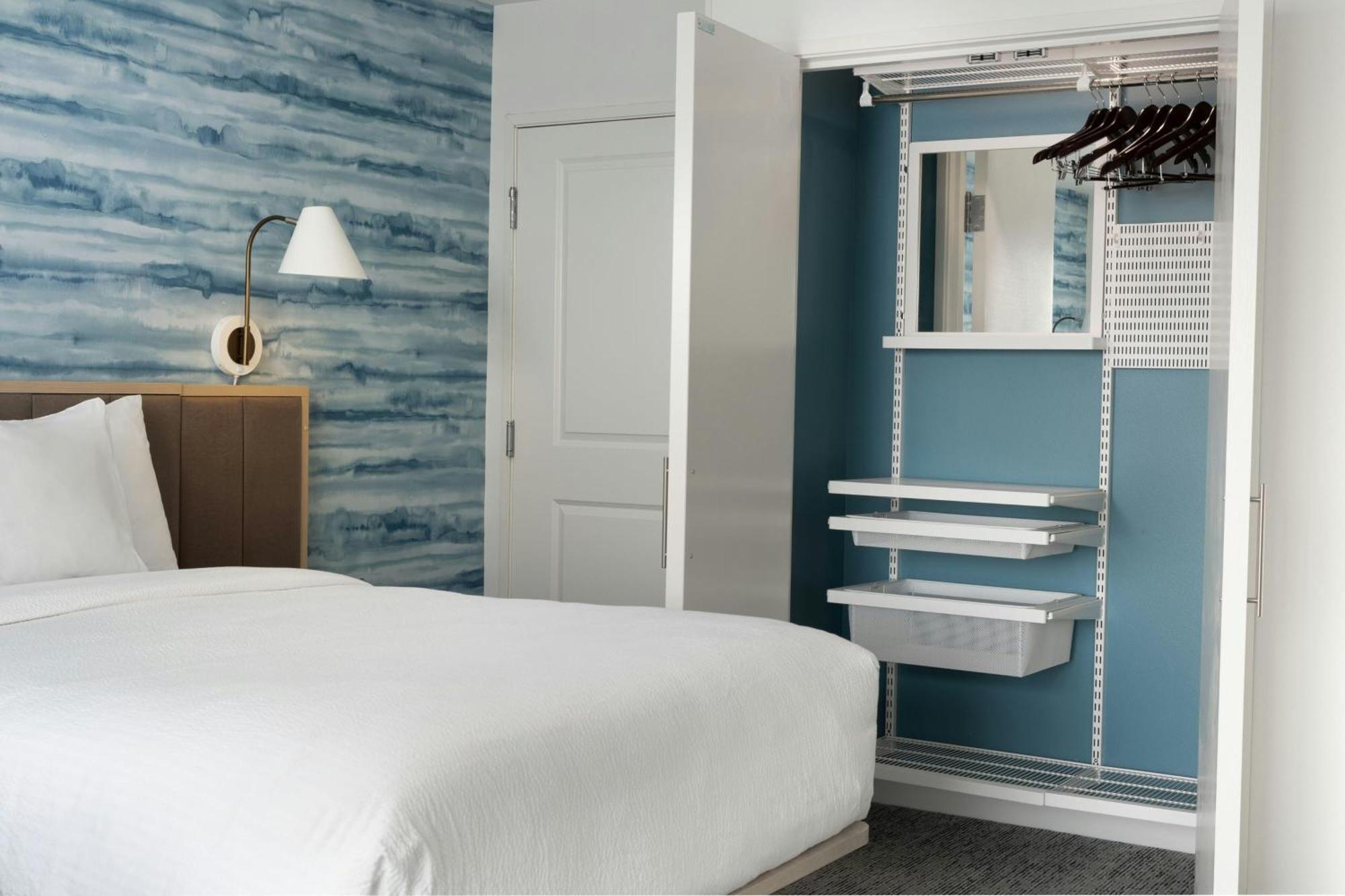 Towneplace Suites By Marriott モンロビア エクステリア 写真