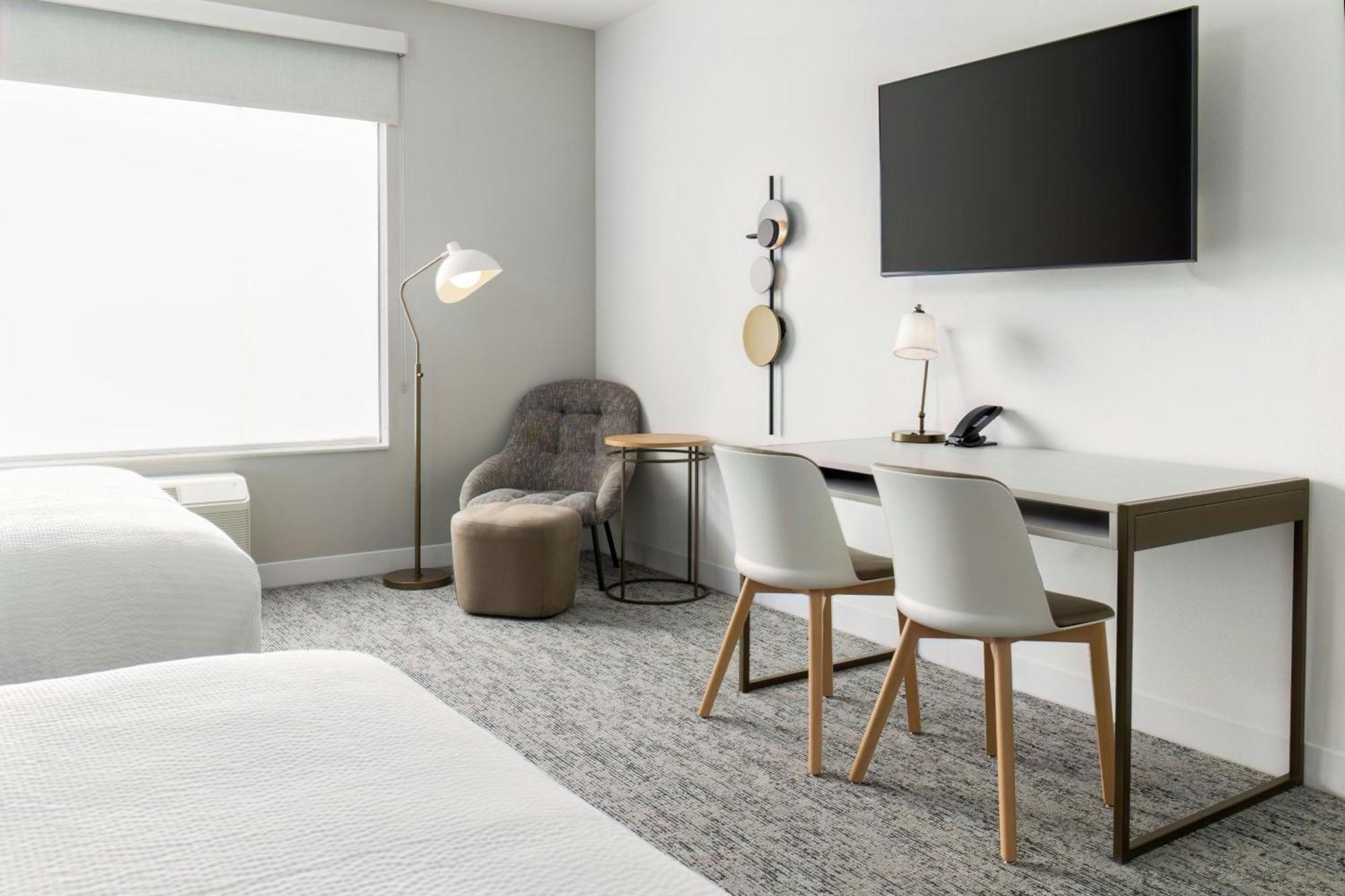 Towneplace Suites By Marriott モンロビア エクステリア 写真