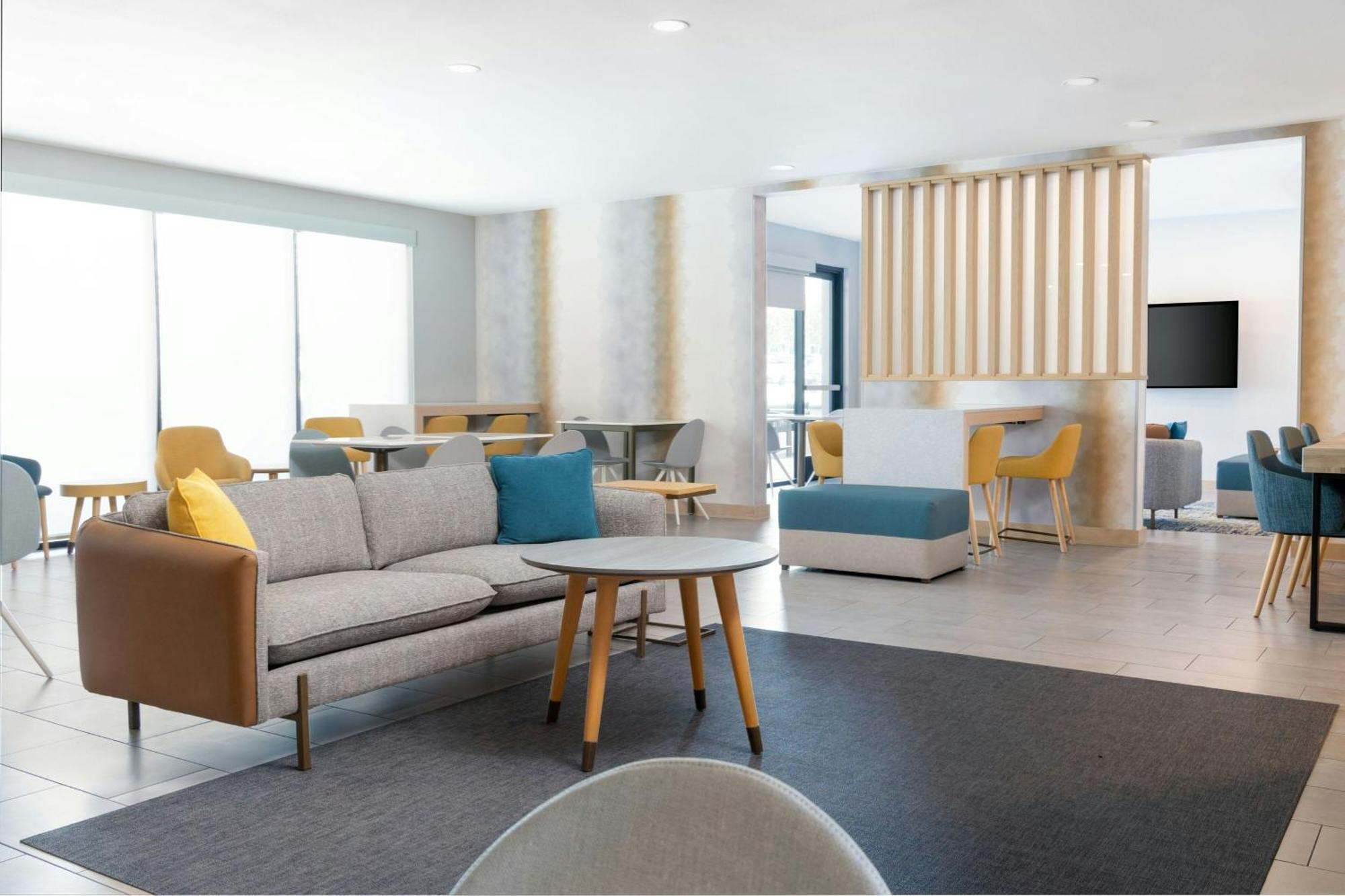 Towneplace Suites By Marriott モンロビア エクステリア 写真